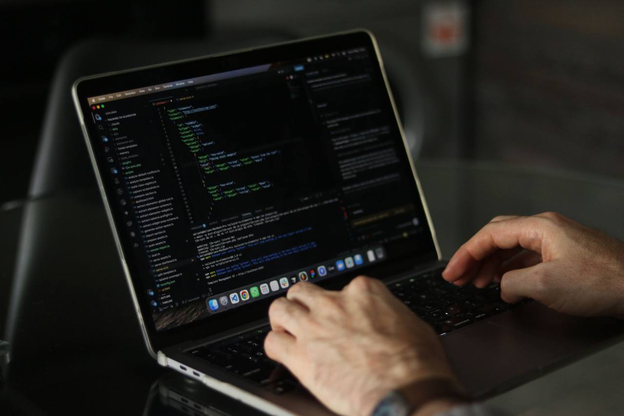 Cursor обогнал GitHub Copilot — 100 тысяч платных подписчиков