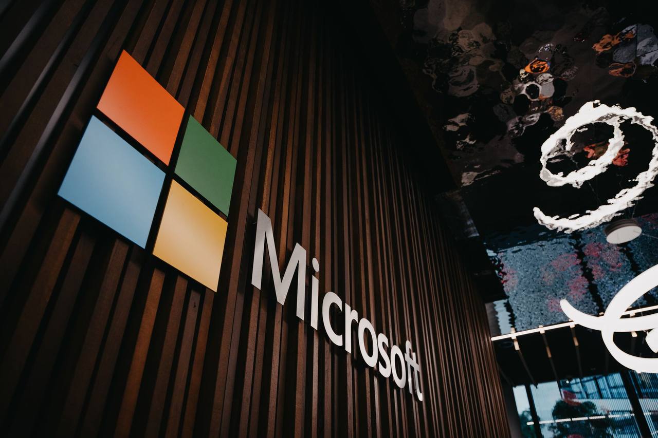 Microsoft вложила $13 млрд в OpenAI — крупнейшая ИИ-сделка в истории
